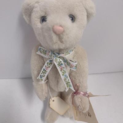 Vintage Cinnamon Grizzelbears Collection Stuffed Bear 'Katinka' by Wendy Brent 11/100