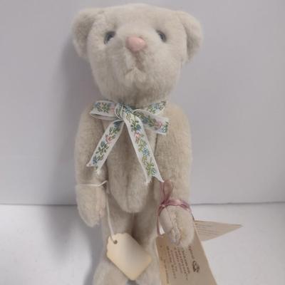Vintage Cinnamon Grizzelbears Collection Stuffed Bear 'Katinka' by Wendy Brent 11/100