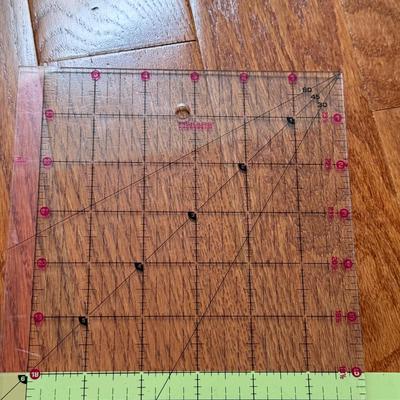 LOT 152L: Fiskars 24 x 6 inch Acrylic Ruler, Fiskars 24 x 18 inch Cutting Mat, XL Watercolor Paper Pad & Vintage Wiss Model C Pinking...