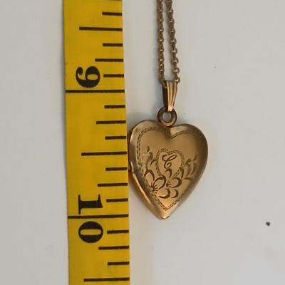 Vintage Gold-Tone Jewelry Lot – Heart Locket, “Grandma” Charm Necklace, and Textured Cuff Bracelet