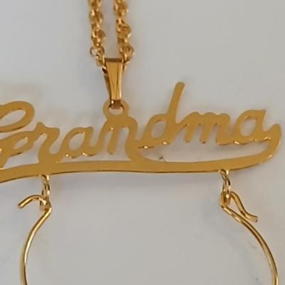 Vintage Gold-Tone Jewelry Lot – Heart Locket, “Grandma” Charm Necklace, and Textured Cuff Bracelet