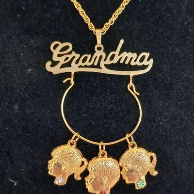 Vintage Gold-Tone Jewelry Lot – Heart Locket, “Grandma” Charm Necklace, and Textured Cuff Bracelet