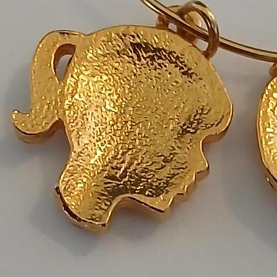 Vintage Gold-Tone Jewelry Lot – Heart Locket, “Grandma” Charm Necklace, and Textured Cuff Bracelet