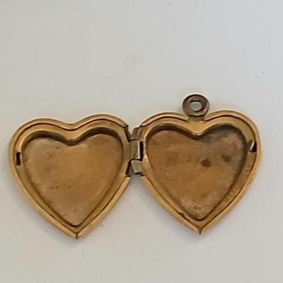 Lot of Vintage Gold-Tone Heart Jewelry – Necklaces, Earrings, Lockets & Bracelet