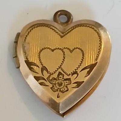 Lot of Vintage Gold-Tone Heart Jewelry – Necklaces, Earrings, Lockets & Bracelet