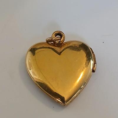 Lot of Vintage Gold-Tone Heart Jewelry – Necklaces, Earrings, Lockets & Bracelet