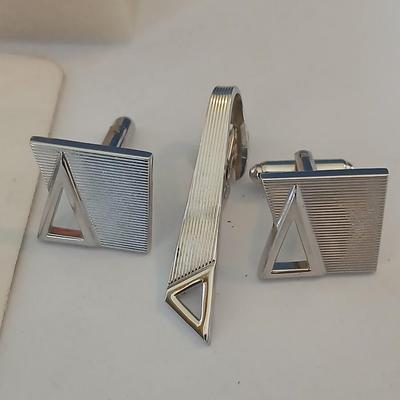Mixed Vintage Silver-Tone Jewelry & Accessory Lot – Watches, Rings, Cross, Cufflinks & More