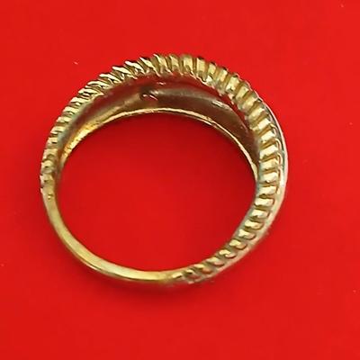 Vintage Gold-Tone Jewelry Lot – Rope Chain, Key Pendant, Band Ring & Geometric Clip-On Earrings