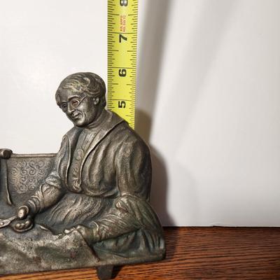Antique Wiss Scissors Wonderful Cutters Heavy Cast Iron Easel 12" x 6"