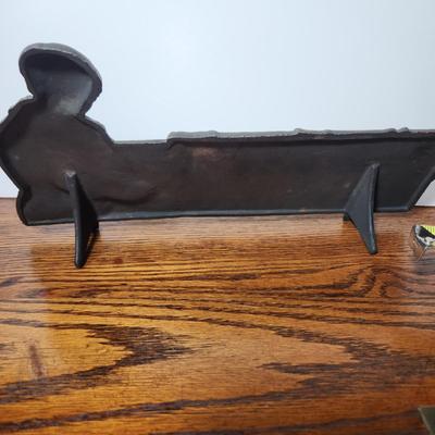 Antique Wiss Scissors Wonderful Cutters Heavy Cast Iron Easel 12" x 6"