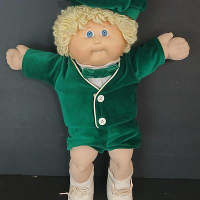 Vintage 1985 Cabbage Patch Kid Boy – Coleco – Original Velvet Outfit, Blonde Yarn Hair