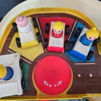 Vintage Fisher-Price #930 Parking Ramp Service Center – With Figures & Cars