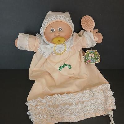 Vintage 1985 Cabbage Patch Kids Baby Doll – Original Gown, Pacifier, Brush & Tag