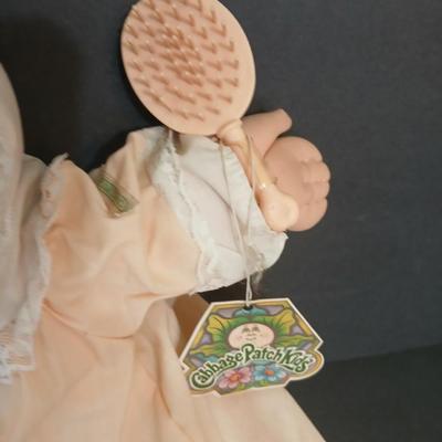 Vintage 1985 Cabbage Patch Kids Baby Doll – Original Gown, Pacifier, Brush & Tag