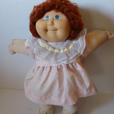 Vintage Cabbage Patch Kids Girl Doll – Red Hair, Blue Eyes – Green Signature – Coleco