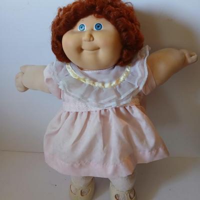 Vintage Cabbage Patch Kids Girl Doll – Red Hair, Blue Eyes – Green Signature – Coleco