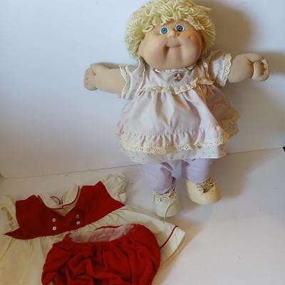 Vintage Cabbage Patch Kids Girl Doll – Blonde Yarn Hair, Blue Eyes – Red Dress Set – Coleco