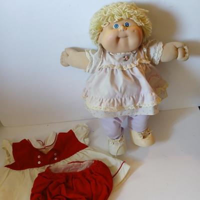 Vintage Cabbage Patch Kids Girl Doll – Blonde Yarn Hair, Blue Eyes – Red Dress Set – Coleco