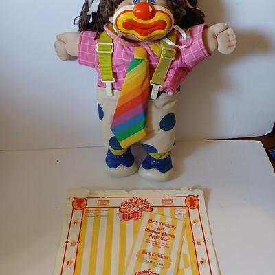 Vintage Cabbage Patch Kids Circus Kid – “Gladys Ema” – Complete with Mask, Tie, Adoption Papers –rare Cabbage Patch Kids Circus Kid™
