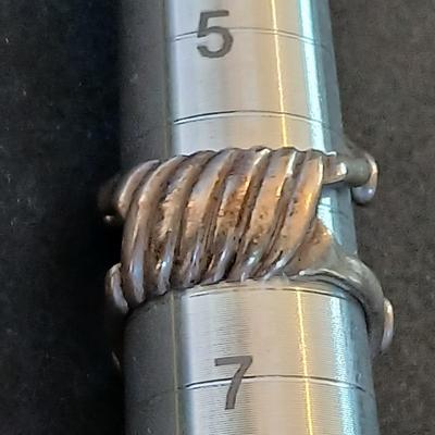 Carolyn Pollack Relios Sterling Silver Openwork Scroll Ring – Marked 925
