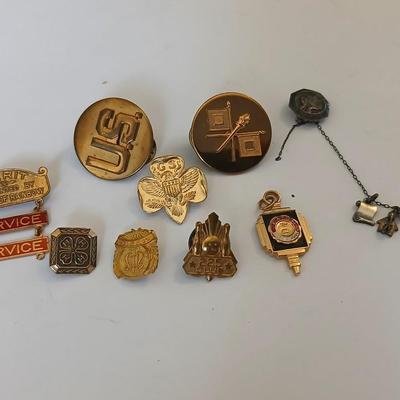 Lot of Vintage award Pins – Merit, Military, GSUSA, 4-H, Rainbow Girls, Masonic & More