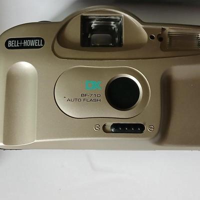 Lot of 2 Kodak 35mm Point & Shoot Cameras with Cases – FunSaver & Cameo