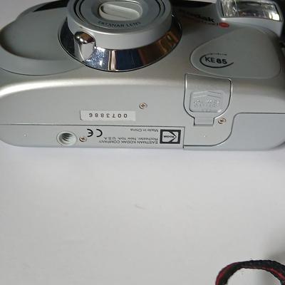 Lot of 2 Kodak 35mm Point & Shoot Cameras with Cases – FunSaver & Cameo