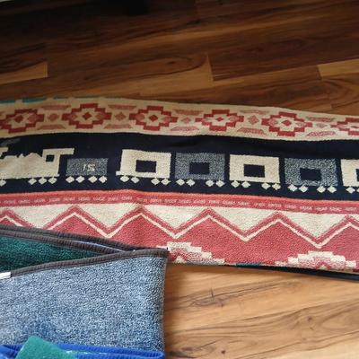 4 Reversible Lodge & Cabin-Themed Throw Blankets – Southwestern Train, Moose, Eagle and Deer Patterns