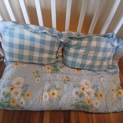 Vintage Queen Bedding Set – Gingham & Daisy Floral, 3 Piece Reversable