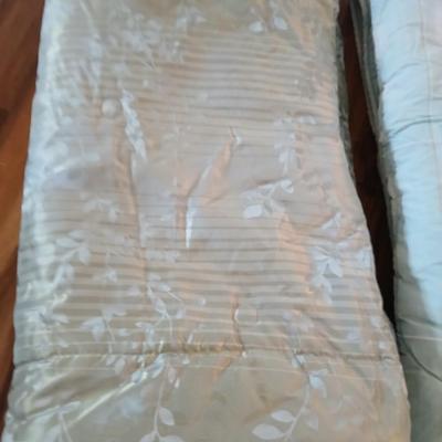 Queen Reversible Comforters – Light Blue Satin & Quilted Set (2 Pieces)