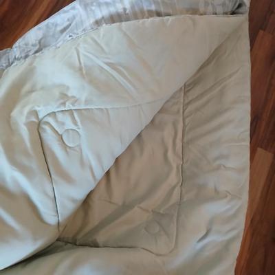 Queen Reversible Comforters – Light Blue Satin & Quilted Set (2 Pieces)