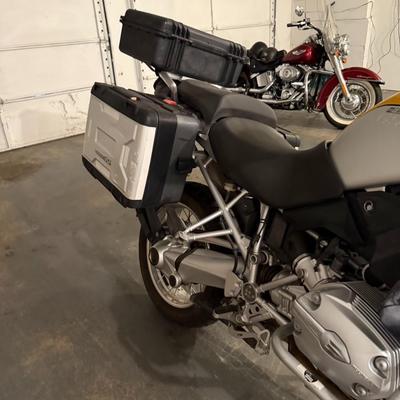 Sale Photo Thumbnail #25: ?️ For Sale: 2007 BMW Motorcycle – Adventure Ready!
?️ Built for performance and long rides
? Low mileage for the year, smooth handling
? BMW engineering – reliable, powerful, and comfortable
? Clean title, well-maintained, garage stored

? Asking