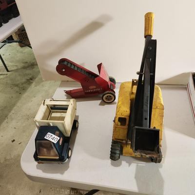 Lot of 3 Tonka Toys Sandloader, Trash Truck, Shovel