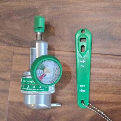 Precision Medical Oxygen Regulator & Tubing Lot – 0-4 LPM – With On/Off Key & Cannulas (New & Used)
