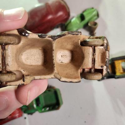 Mixed Lot of Die Cast Cars Trucks Farmall , Hubley, Metal Masters, Tootsietoy,