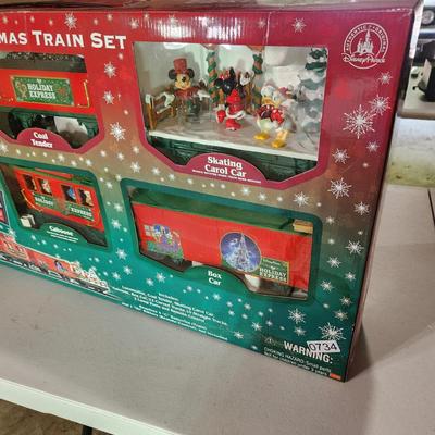 Disney Christmas train Set