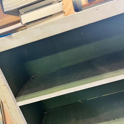 Lot 242 Small wood bookshelf
