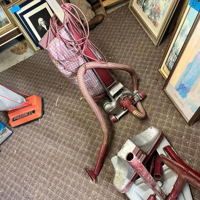 Lot 25 Kirby Vacuum
