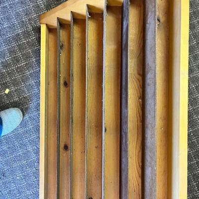 Lot 255 Table top card rack