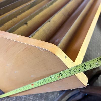 Lot 255 Table top card rack