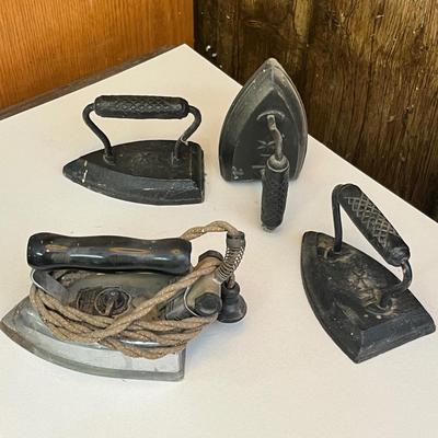 Lot 268 Antique Sad Irons