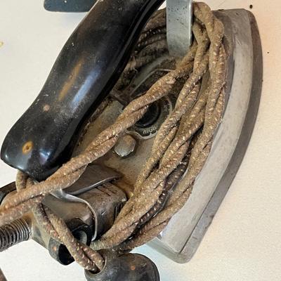 Lot 268 Antique Sad Irons