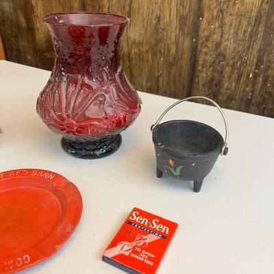 Lot 270 Vintage smoking items