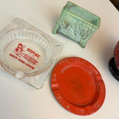 Lot 270 Vintage smoking items