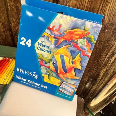 Lot 273 Art Supplies