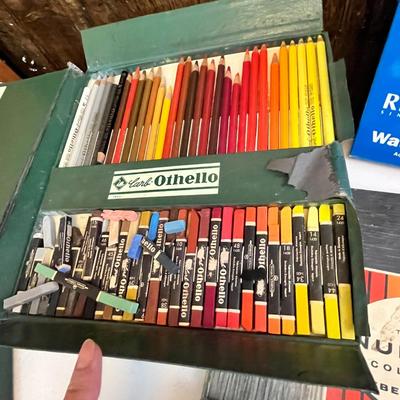 Lot 273 Art Supplies