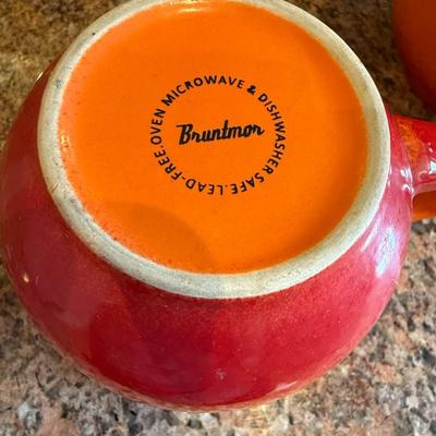 Sale Photo Thumbnail #82: Bright and bold oversized stoneware mugs by Bruntmor—great for soups, chili, or latte lovers. Microwave, oven, and dishwasher safe.