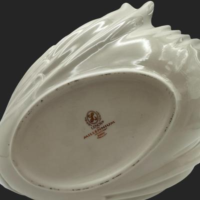 Large LENOX Millennium Porcelain Swans