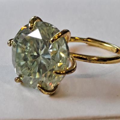 Moissanite Ring 20 cts