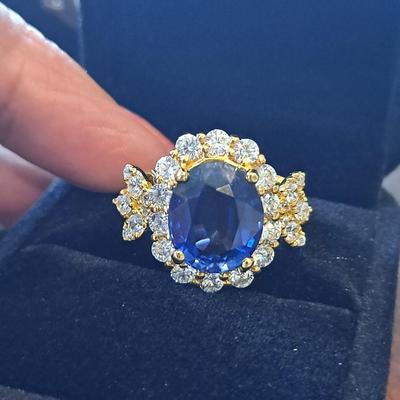 Stunning Royal Blue Sapphire 6.20Ct